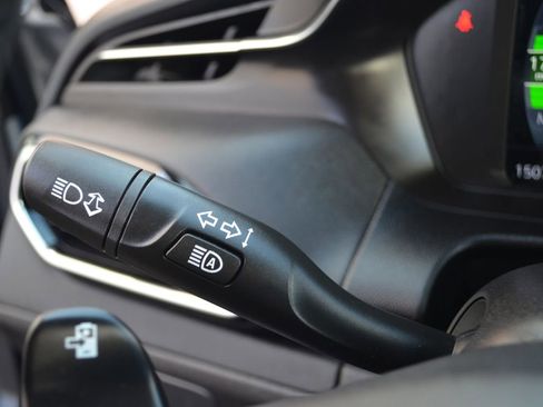 Used 2022 Chevrolet Bolt EUV LT w/ Comfort Package image 18