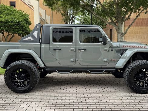 Used 2022 Jeep Gladiator Mojave image 5