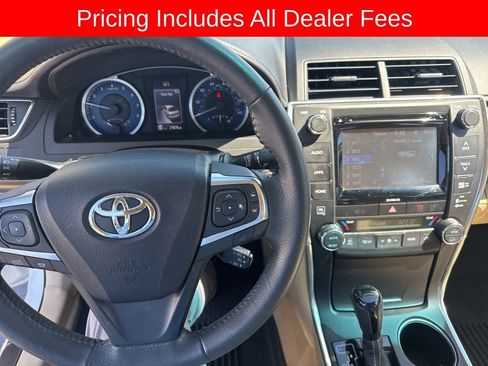 Used 2017 Toyota Camry XLE w/ Moonroof Package FWD image 8