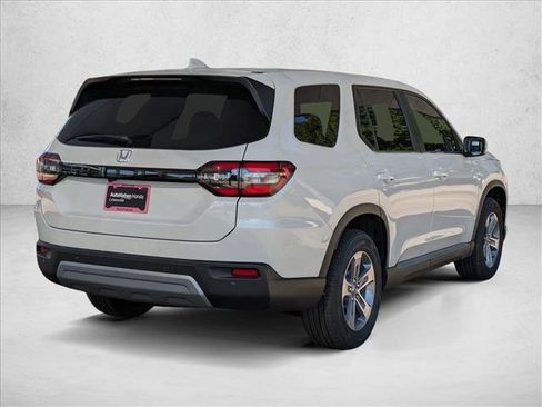 New 2025 Honda Pilot EX-L image 2