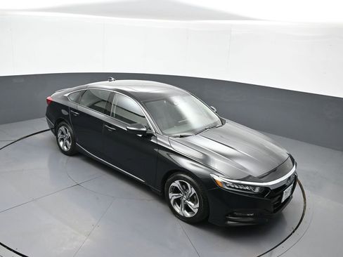 Used 2018 Honda Accord EX image 36