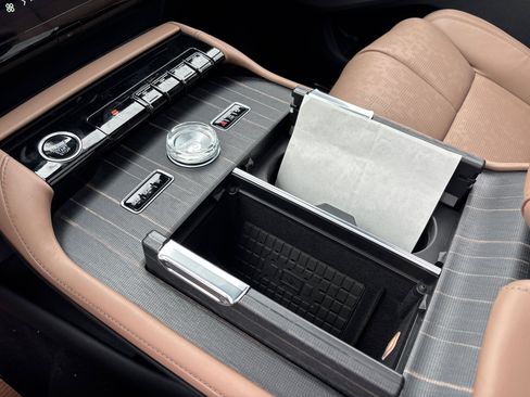 New 2026 Lincoln Navigator Black Label AWD/4WD image 23