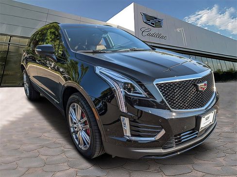New 2025 Cadillac XT5 Sportv w/ Technology Package image 4