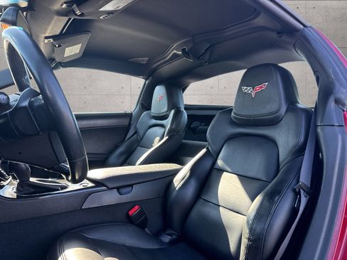 Used 2012 Chevrolet Corvette Grand Sport w/ 3LT Preferred Equipment Group image 10