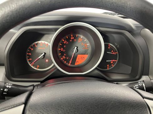 Used 2012 Toyota 4Runner SR5 w/ Convenience Pkg image 19