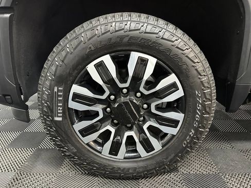 Used 2025 GMC Sierra 2500 Denali Ultimate AWD/4WD image 37