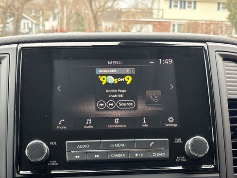 Used 2023 Nissan Titan SV w/ SV Convenience Package image 21