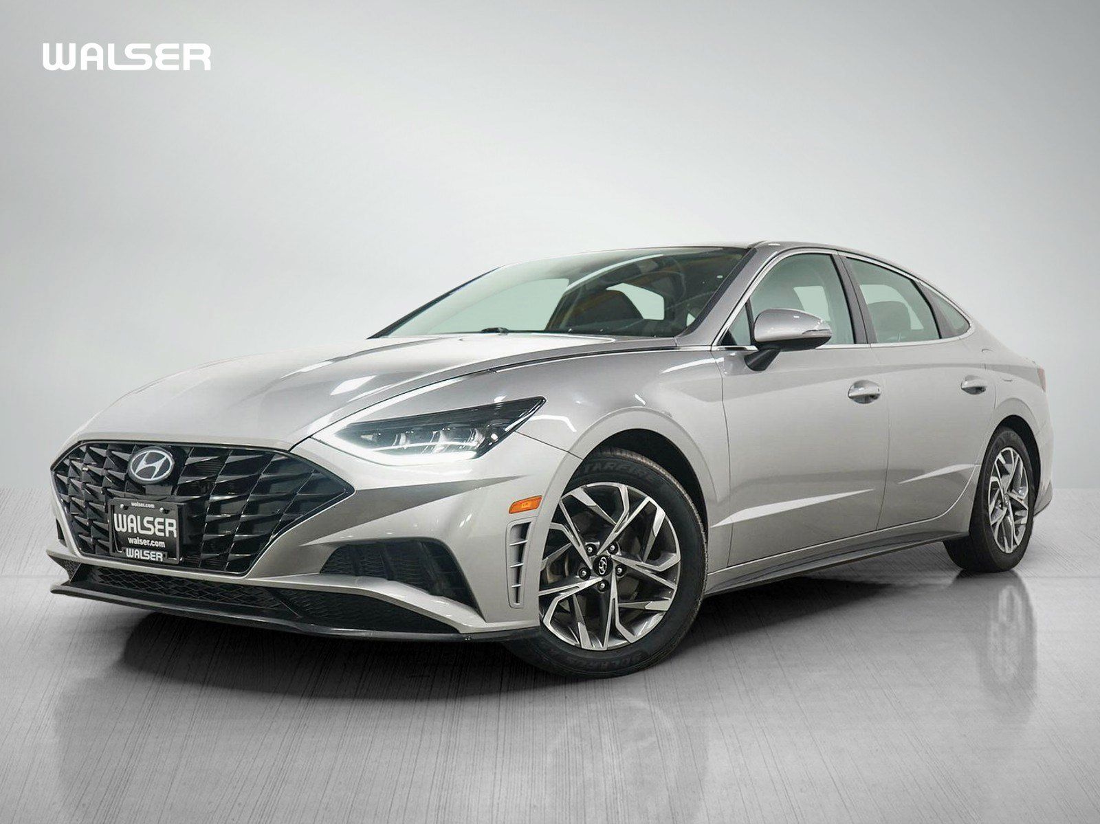 Used 2022 Hyundai Sonata SEL FWD image 1