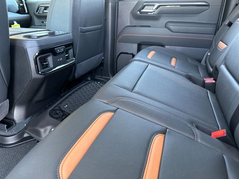 New 2026 GMC Sierra 1500 AT4 w/ AT4 Premium Package AWD/4WD image 12