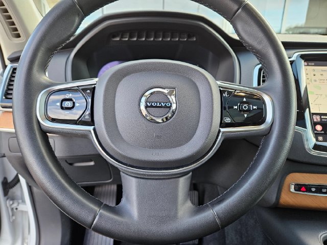 Used 2023 Volvo XC90 B6 Plus w/ Protection Package Premier AWD/4WD image 22