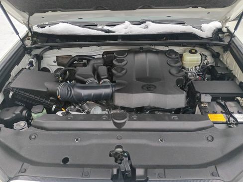 Used 2020 Toyota 4Runner image 22