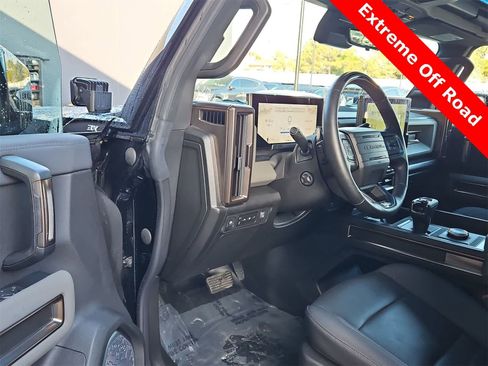 Used 2024 GMC Hummer EV 3X w/ LPO, Illumination Package image 10