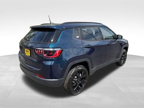New 2026 Jeep Compass Latitude AWD/4WD image 7