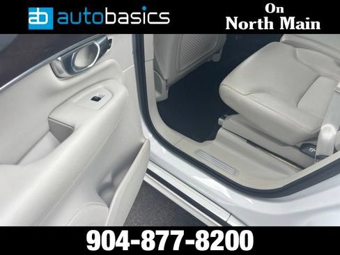 Used 2019 Volvo XC90 T5 Momentum w/ Protection Package Premier FWD image 29
