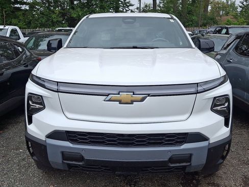 New 2026 Chevrolet Silverado EV LT image 2