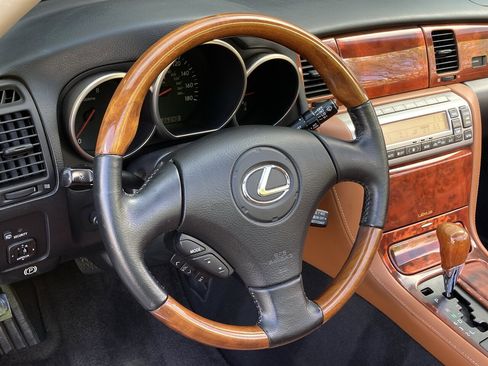 Used 2002 Lexus SC 430 Convertible image 20