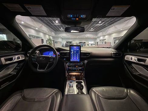 Used 2022 Ford Explorer ST w/ Equipment Group 401A image 16