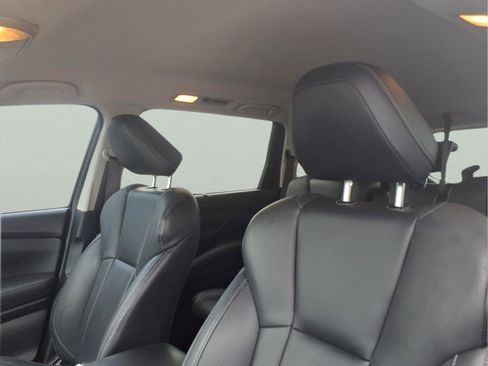 Used 2023 Subaru Ascent Limited AWD/4WD image 19