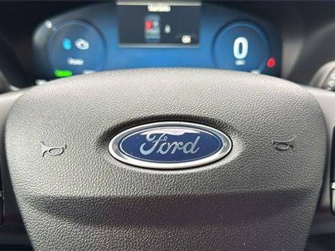 Used 2024 Ford Escape ST-Line Elite w/ Premium Technology Package image 19