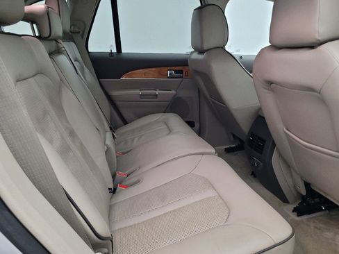 Used 2015 Lincoln MKX FWD w/ Equipment Group 102A image 19