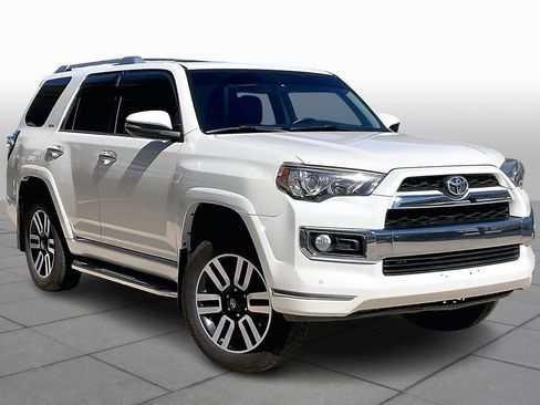 Used 2016 Toyota 4Runner Limited image 3