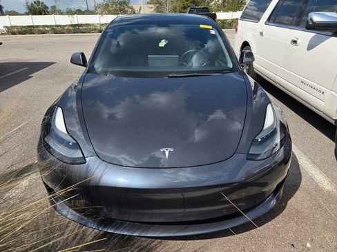 Used 2021 Tesla Model 3 Standard Range Plus image 2