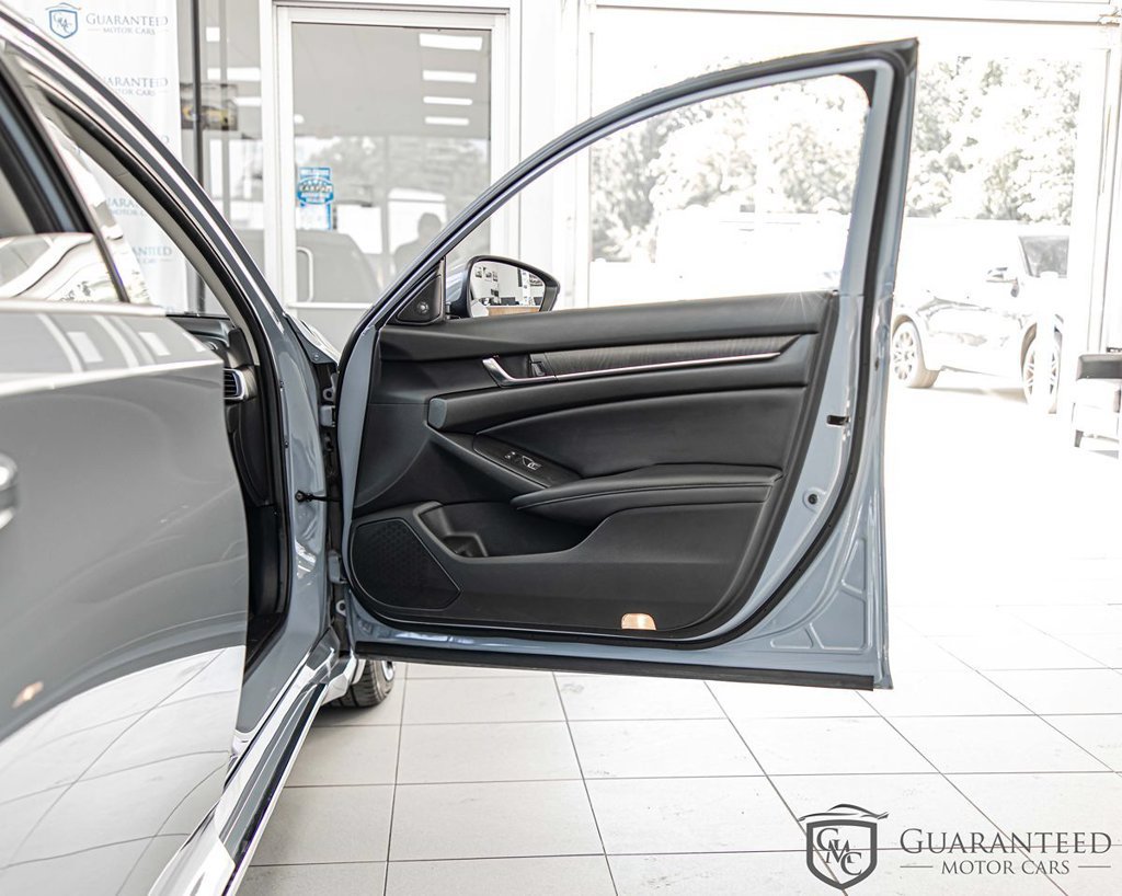Used 2021 Honda Accord Touring image 40