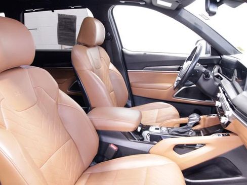 Used 2023 Kia Telluride EX X-Line image 12
