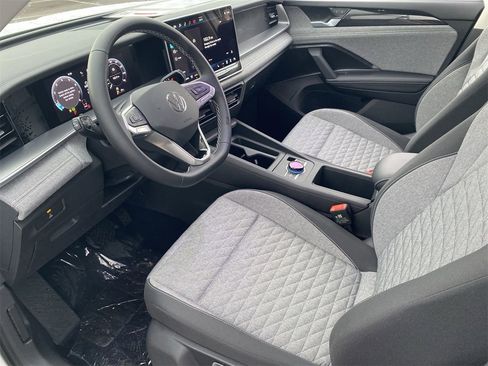 New 2026 Volkswagen Tiguan S image 14