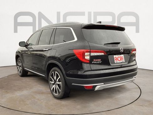 Used 2021 Honda Pilot Touring image 12