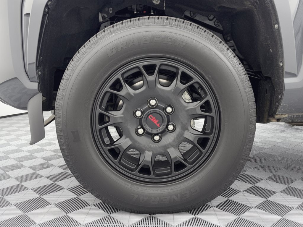 Used 2024 Toyota Tacoma SR5 AWD/4WD image 13