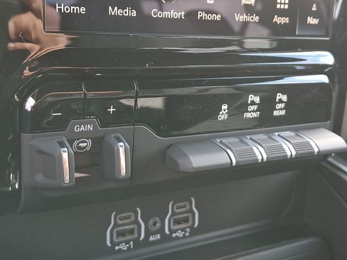 New 2026 RAM 1500 Big Horn AWD/4WD image 19