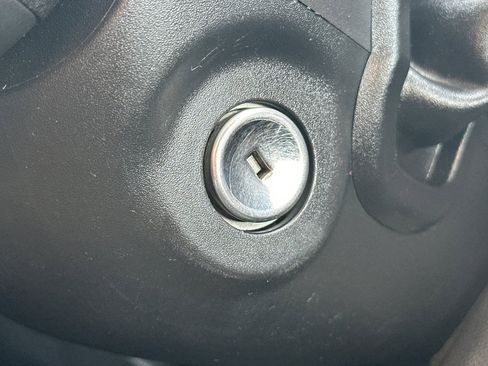 Used 2020 GMC Sierra 1500 4x4 Regular Cab w/ Sierra Value Package image 29