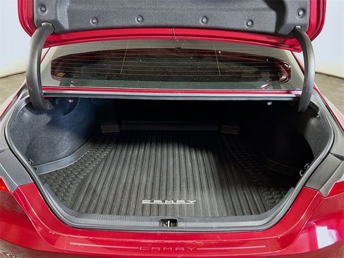 Certified 2019 Toyota Camry LE image 23