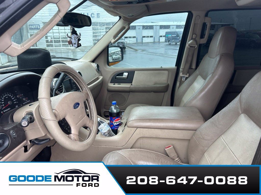 Used 2004 Ford Expedition Eddie Bauer AWD/4WD image 3