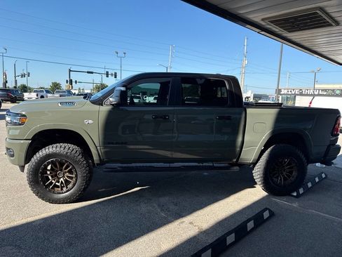 Used 2026 RAM 1500 Big Horn AWD/4WD image 3