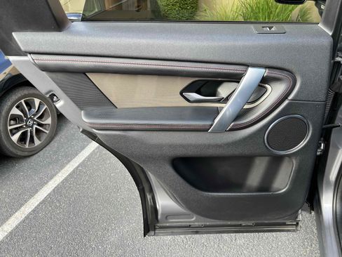 Used 2020 Land Rover Discovery Sport S R-Dynamic image 68