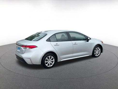 Used 2025 Toyota Corolla LE FWD image 14