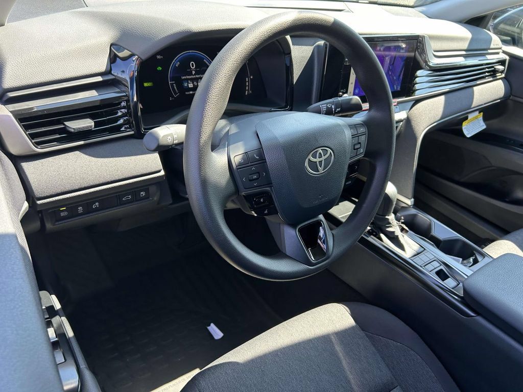 New 2026 Toyota Camry LE w/ Convenience Package FWD image 11