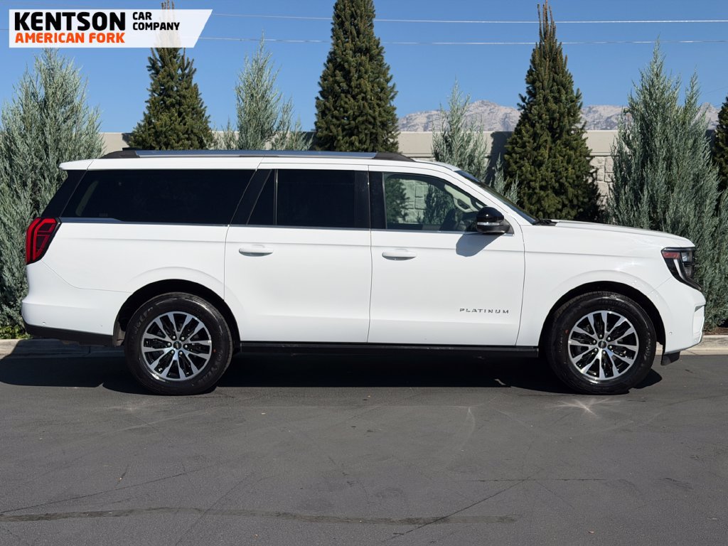 Used 2025 Ford Expedition Max Platinum AWD/4WD image 9