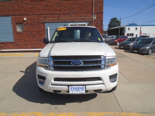 Used 2017 Ford Expedition EL XLT w/ Equipment Group 202A AWD/4WD image 13