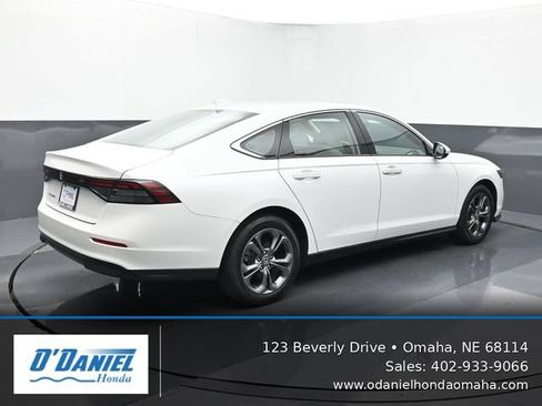 Used 2023 Honda Accord EX image 6