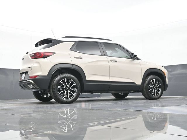 New 2026 Chevrolet TrailBlazer ACTIV AWD/4WD image 43