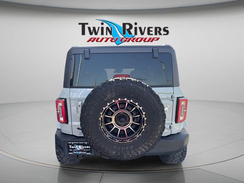 Used 2021 Ford Bronco Outer Banks AWD/4WD image 3