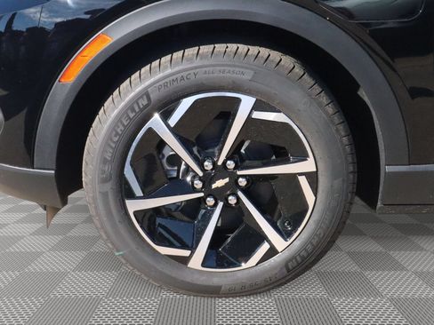 New 2026 Chevrolet Equinox EV LT FWD image 21