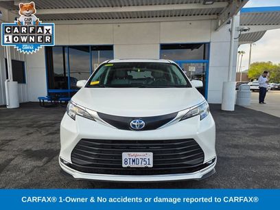 Used 2021 Toyota Sienna XLE w/ XLE Plus Package