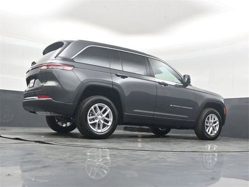 New 2025 Jeep Grand Cherokee Laredo X image 39