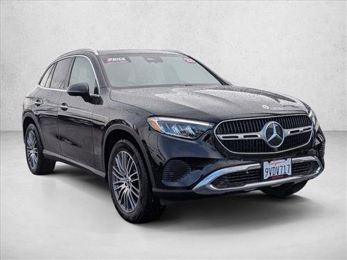 Certified 2026 Mercedes-Benz GLC 300 image 3