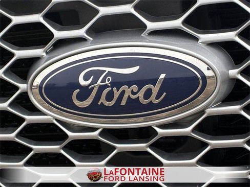 Used 2023 Ford Edge SEL image 10
