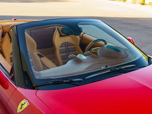 Used 2015 Ferrari California T RWD image 69